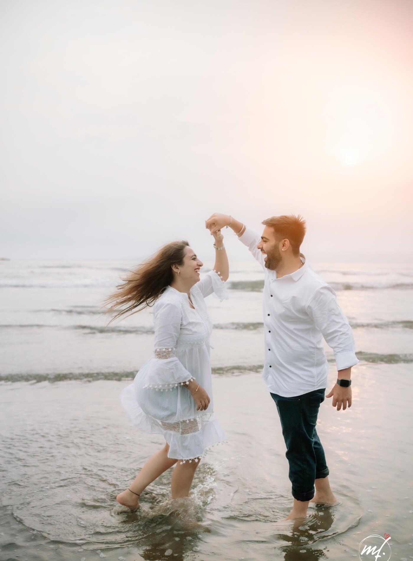 A romantic outdoor pre-wedding photoshoot captured by Mohey Rang Films—professional wedding photographers highlighting chemistry and natural elegance.