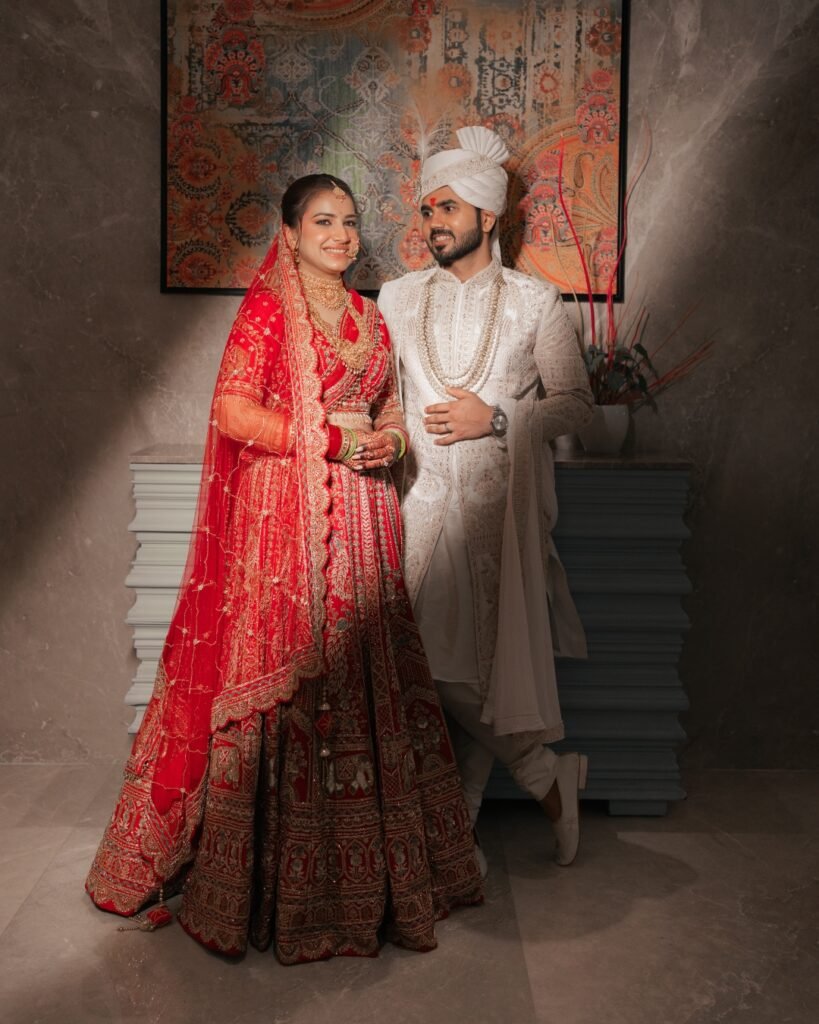 BEAUTYFUL BRIDE AND GROOM PHOTOSHOOT